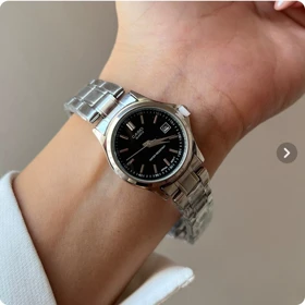 ساعت مچی کاسیو دخترانه رنگ سیلور صفحه مشکی