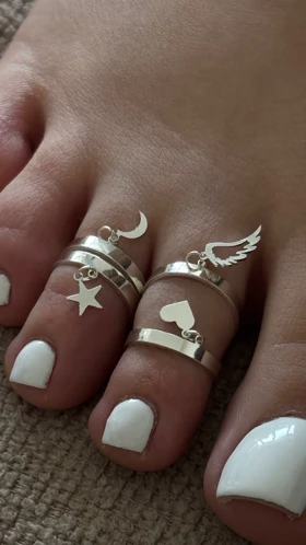 انگشتر پا ن