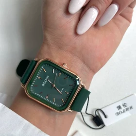 ساعت مچی زنانه برند بلون بند سیلیکونی سبز