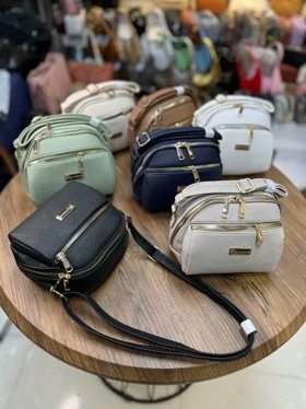 کیف پاسپورتی زنانه شرانگ