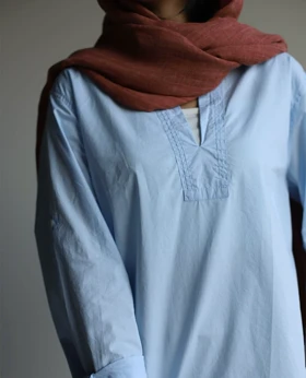 شومیز یقه باز