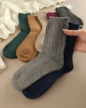 جوراب ساق‌دار کلاسیک و هانا
