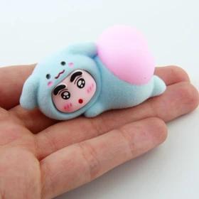 مجسمه شب تاب مدل عروسکی (آبی)