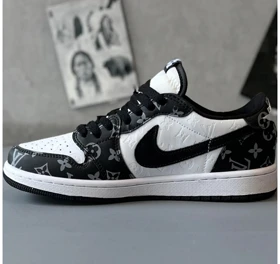 کتانی زنانه تراویس سفید مشکی