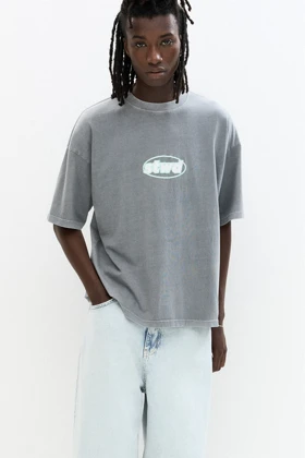 تیشرت مردانه pull-and-bear