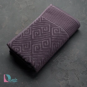حوله استخری MAESTA رنگ بادمجونی