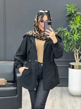 بارانی کلاه دار بغل سه دکمه