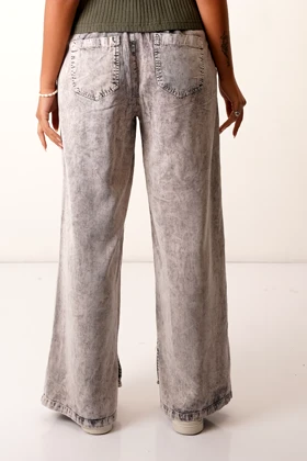 شلوار بغل چاک‌دار کتان زنانه