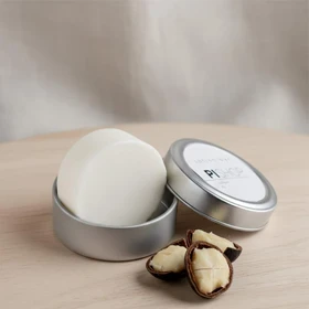 کره بدن (لوسیون جامد) آبرسان و نرم‌کننده پی مناسب بدن حاوی شی‌باتر و روغن بادام شیرین حجم 45 گرم