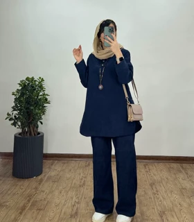 ست مانتو و شلوار مخمل دانا(ایراد دار)