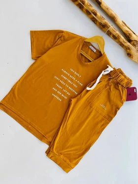 ست تیشرت شلوار برمودا فونت