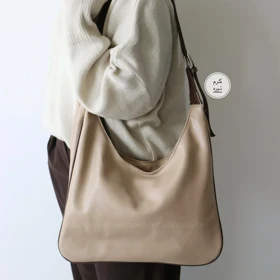 کیف زنانه بزرگ مدل زاما (کرم تیره)