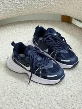 خرید کتانی بچه گانه وی تو کی