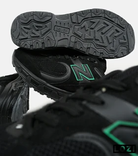 کفش کتانی بزرگ پا مشکی سبز NEW BALANCE 2002R