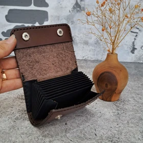 جاکارتی چرم طبیعی مدل آکاردئونی