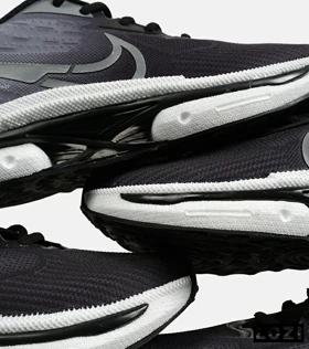 کفش کتانی مردانه خاکستری Nike structure 25