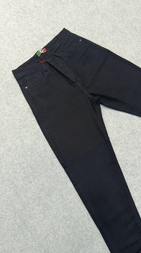 شلوار جین مام فیت مشکی بدون زاپ- سنگشور شده کار درجه یک