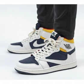 کتانی مردانه ترویس ساقدار سرمه ای سفید