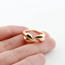 انگشتر زنانه مدل اشکی دو لاین (طلایی)