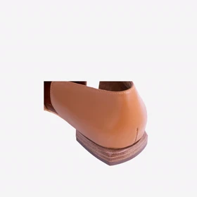 کفش تخت چرم زنانه عسلی
