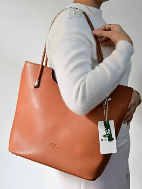 کیف دوشی زنانه بنو مدل تیارا کد BENO 4909 (عسلی)