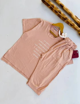 ست تیشرت شلوار برمودا فونت