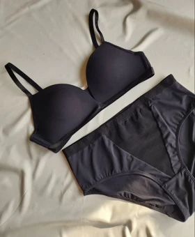 ست شورت و سوتین اسفنجی بدون فنر NBB کد: 4776