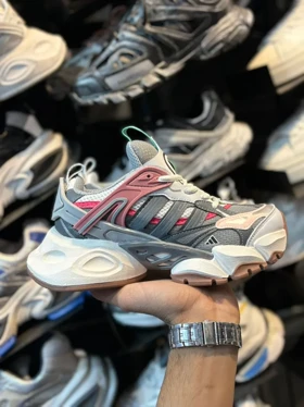 کتانی زنانه دیلاکس سفید صورتی