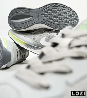 کفش کتانی مردانه و زنانه طوسی Nike air zoom