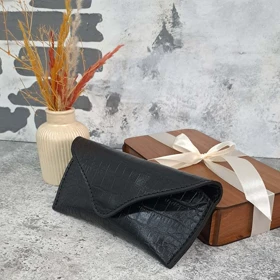 قاب عینک چرم طبیعی مدل ریبن