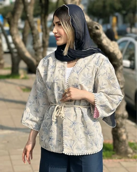 مانتو عروسکی