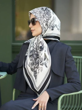 روسری ساتن دیور جنگل