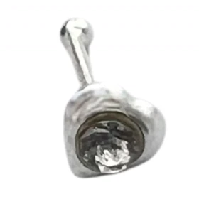 پیرسینگ بینی نقره‌ای طرح قلب ظریف