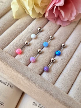 پیرسینگ گوش اوپال