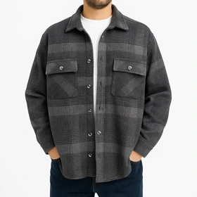 پیراهن پشمی دوجیب مردانه گرم دار قواره باکسی استایل شیک و مینیمال مناسب زمستان 1404