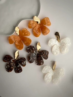 گوشواره گل اپوکسی نارنجی