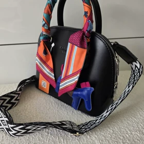 کیف هرمس نیمگرد با چارم بگ 3247 (مشکی)