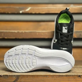 کتانی مردانه نایک زوم