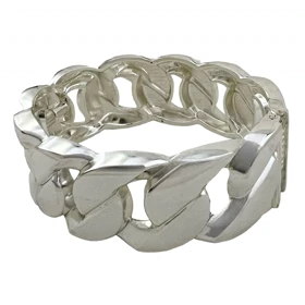 دستبند النگویی طرح کارتی با رنگ نقره‌ای درخشان