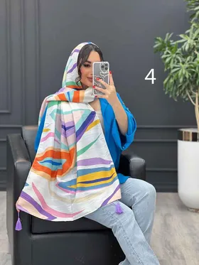 شال آبرنگی منگوله‌دار