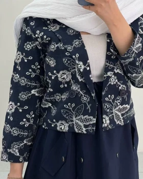 ست کت دامن  سوزن دوزی ماه طلا