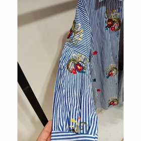 مانتو تابستانی گلدوزی راه راه