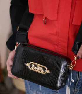 کیف دوشی زنانه مشکی مدل هورسام Horsam