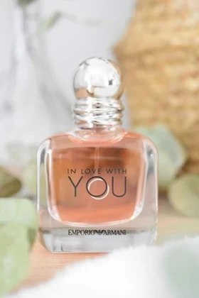 عطر جورجیو آرمانی این لاو ویت یو Giorgio Armani In Love With You