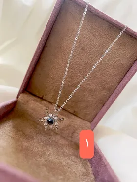 گردنبند دوستت دارم به صد زبان