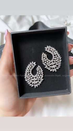 گوشواره جواهری