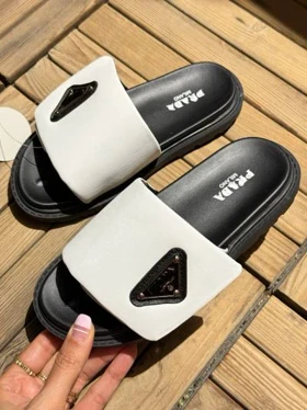 خرید صندل بچه گانه پرادا