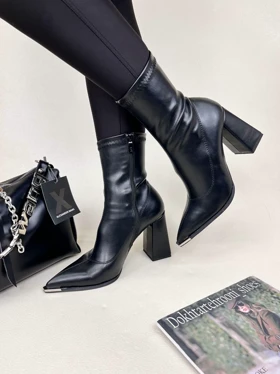 نیم بوت پاشنه‌دار زنانه زارا کلاسیک ZARA کد 921 دختر طهرونی