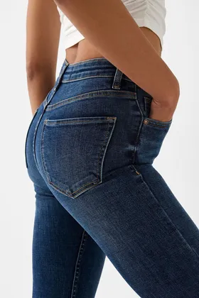 شلوار جین نازک فوق العاده با کمر بلند 05007156
