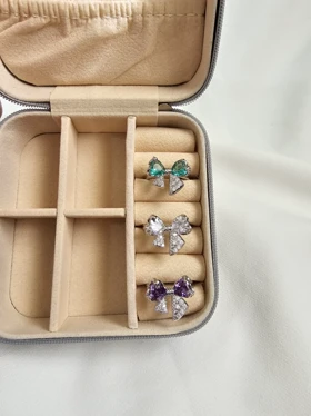 انگشتر پاپیونی